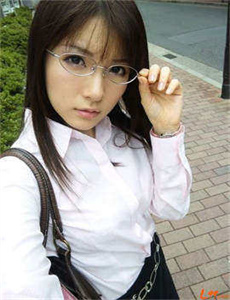 骚麦网站-在教室伦流澡到高潮H女攻视频