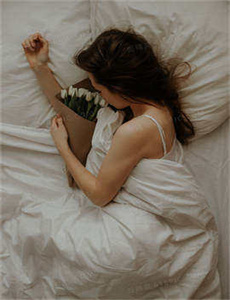 生活艰难也许快乐