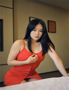 李白夹小玩具出门WRITEAS-美女脱全部的衣服